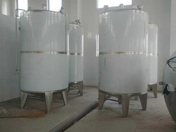 不鏽鋼容器